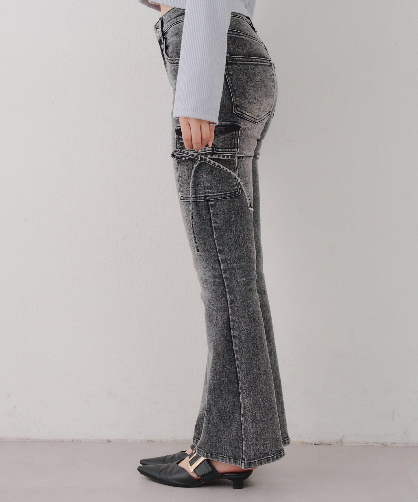 蝴蝶結工裝牛仔喇叭褲