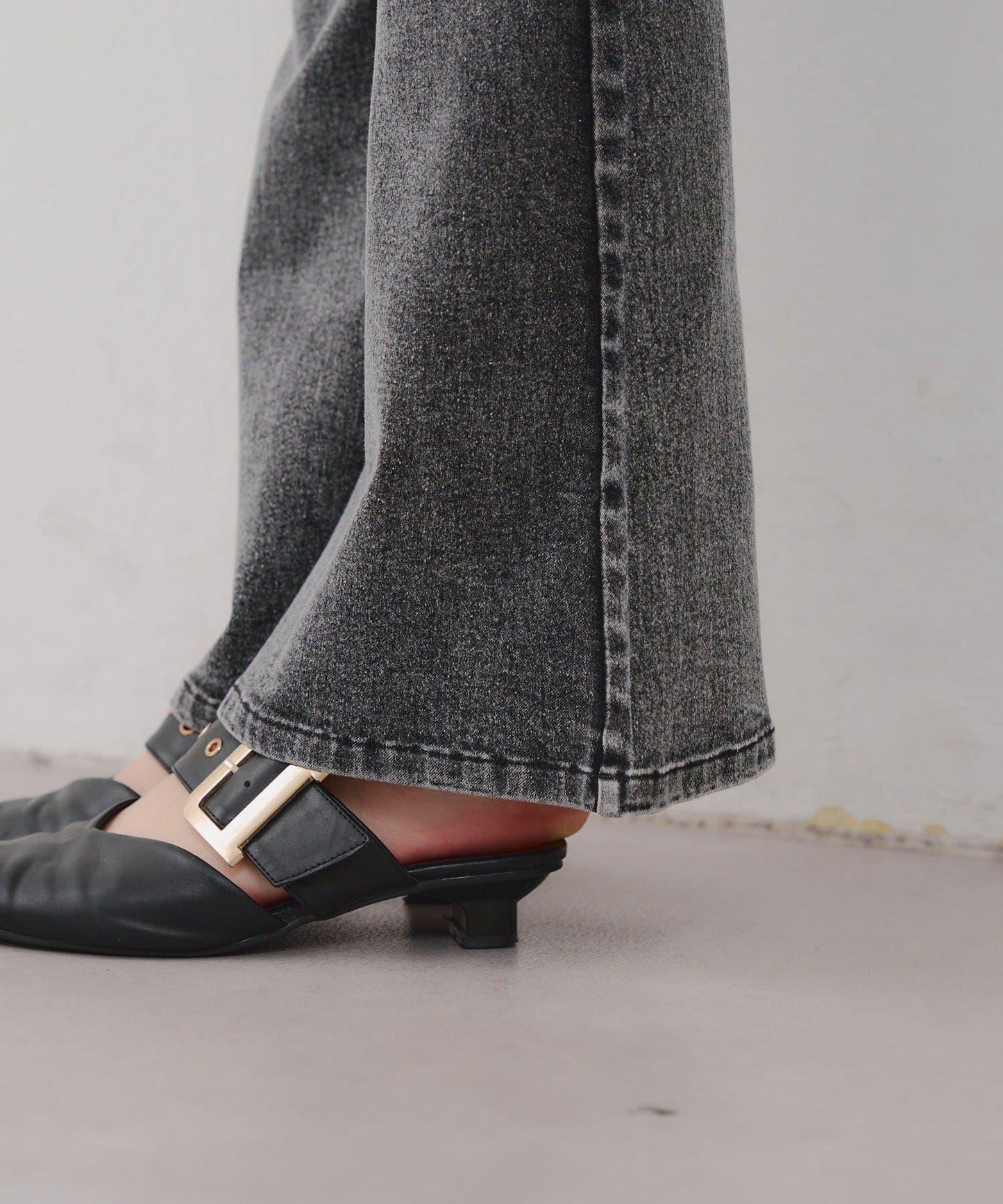 蝴蝶結工裝牛仔喇叭褲