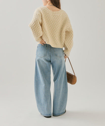 背部鏤空牛仔褲