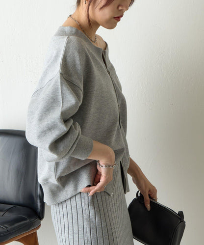 箱型露肩拉鍊上衣