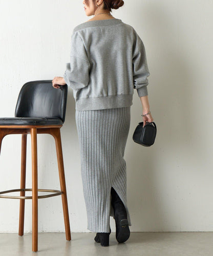 箱型露肩拉鍊上衣