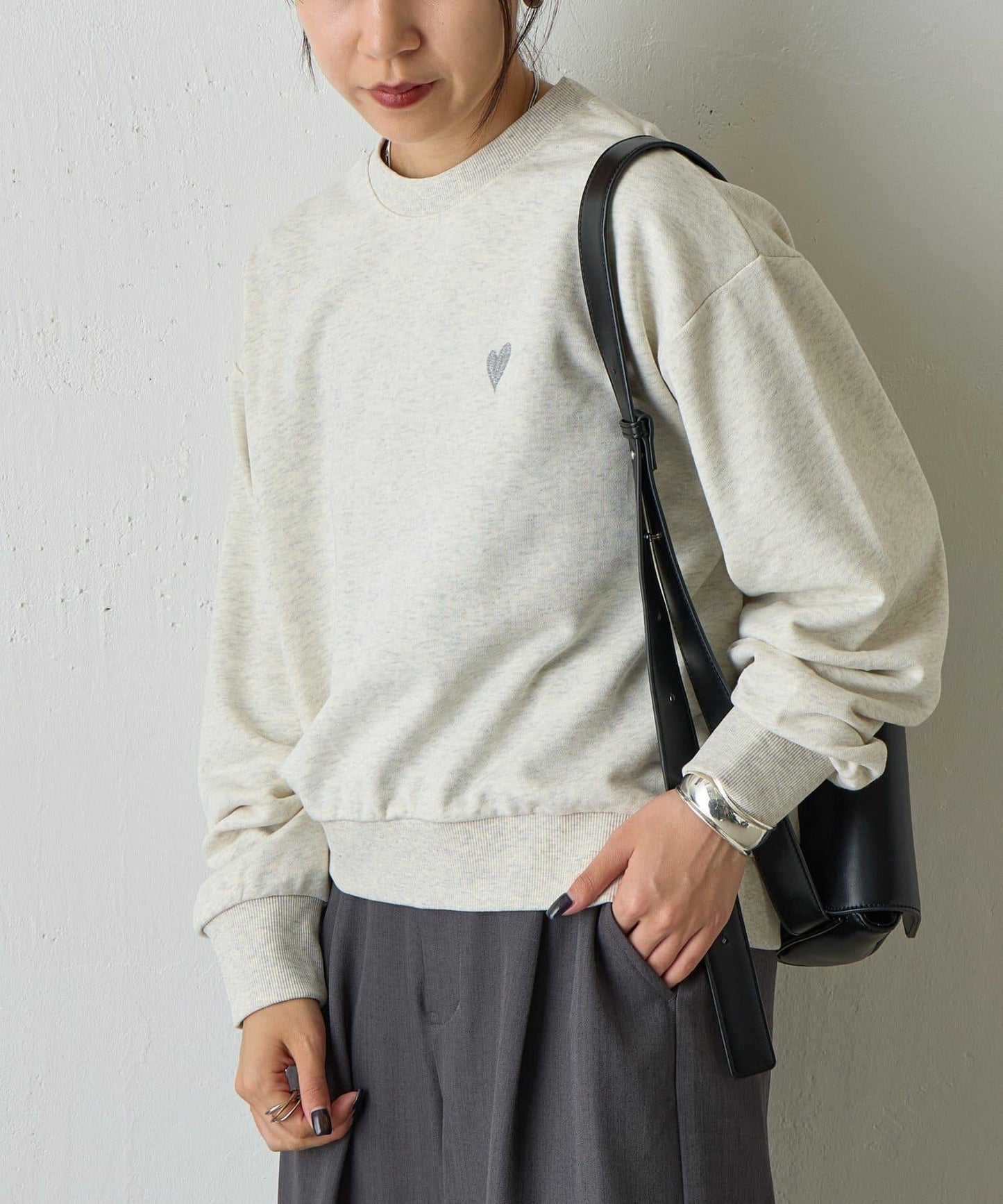 愛心刺繡衛衣套頭衫