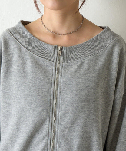 箱型露肩拉鍊上衣