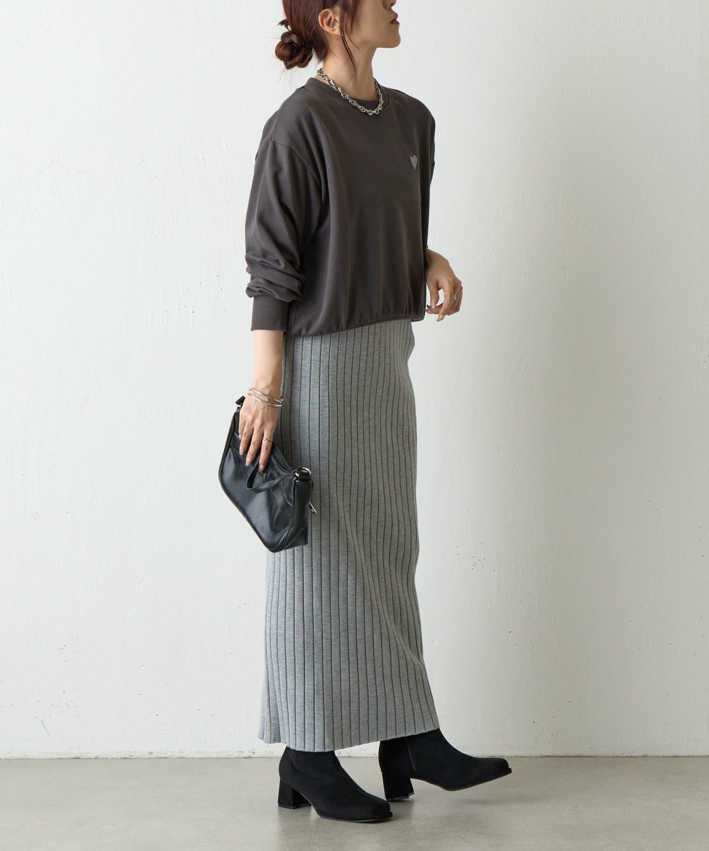 愛心刺繡衛衣套頭衫