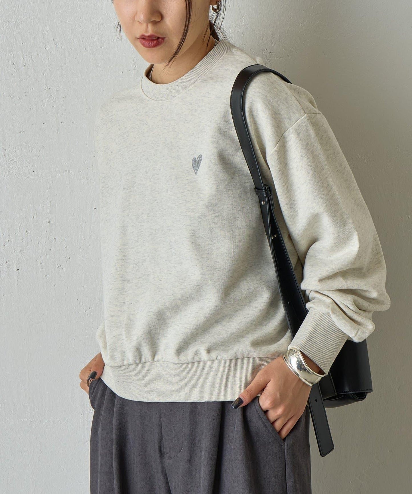 愛心刺繡衛衣套頭衫