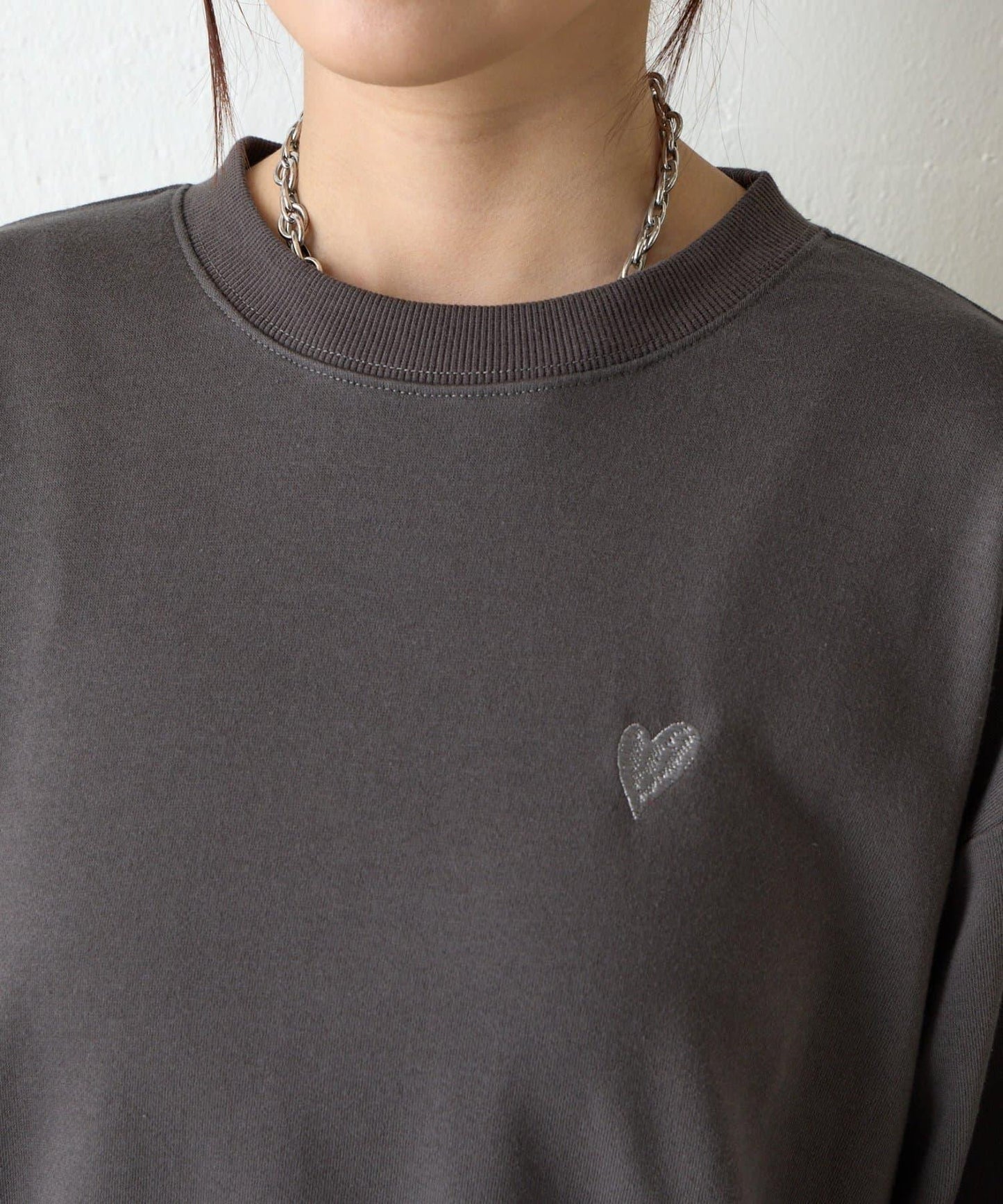 愛心刺繡衛衣套頭衫