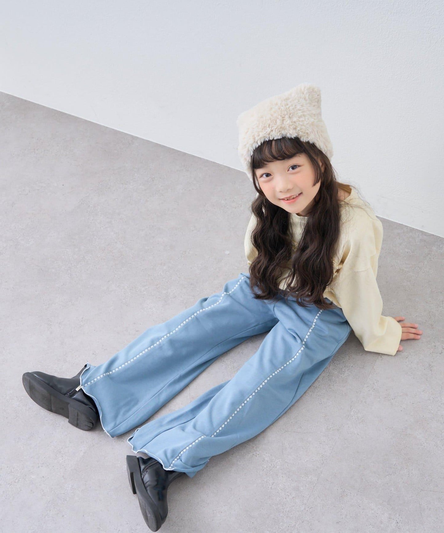 【KIDS】拼色蛤殼縫線微喇叭褲