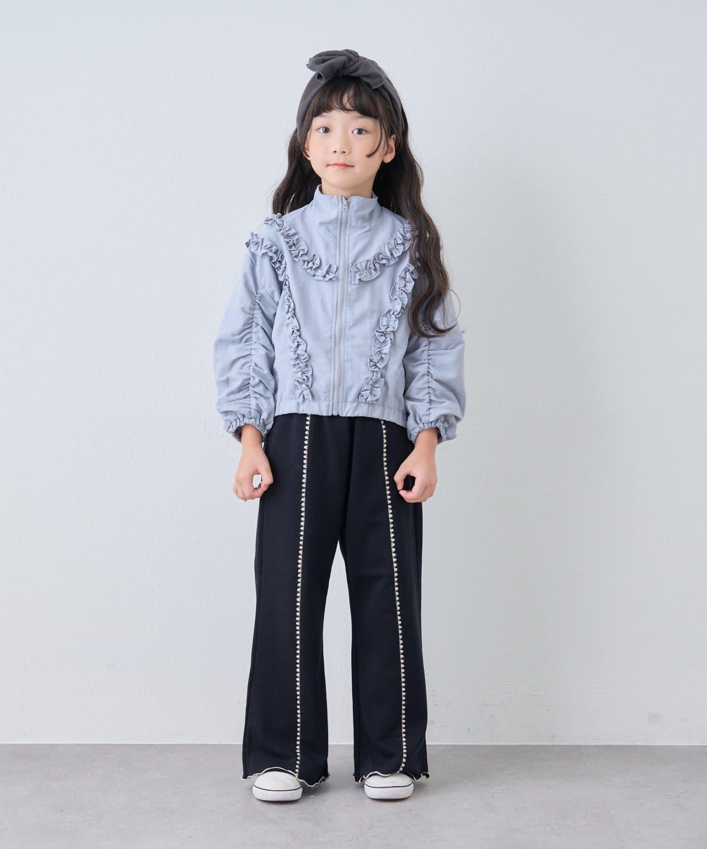 【KIDS】拼色蛤殼縫線微喇叭褲