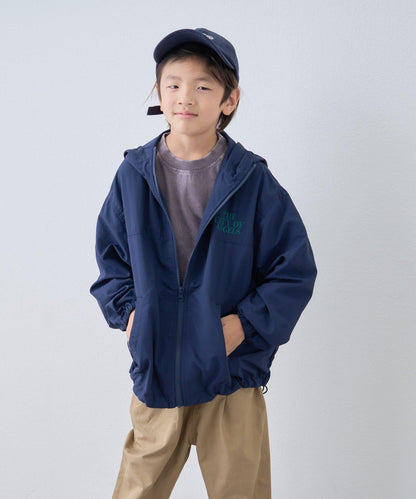 【KIDS】背部刺繡連帽衝鋒衣