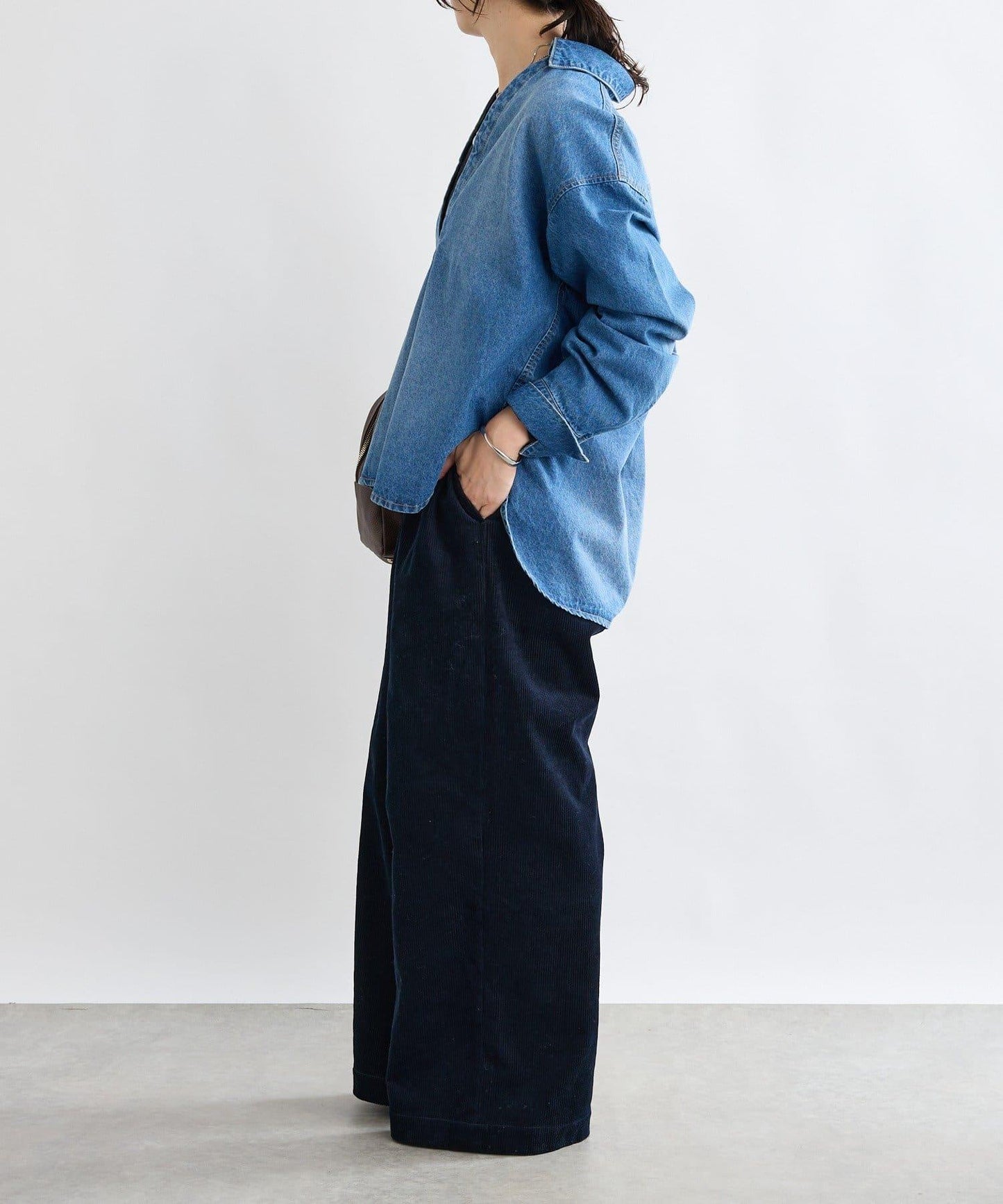 【MONN.:.(モン)】燈芯絨長褲