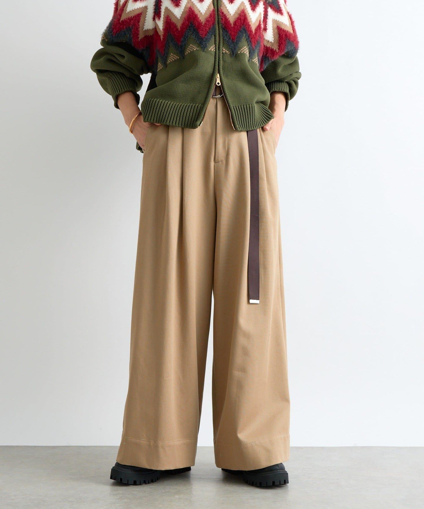 【輕盈感】褶皺工裝寬腿褲