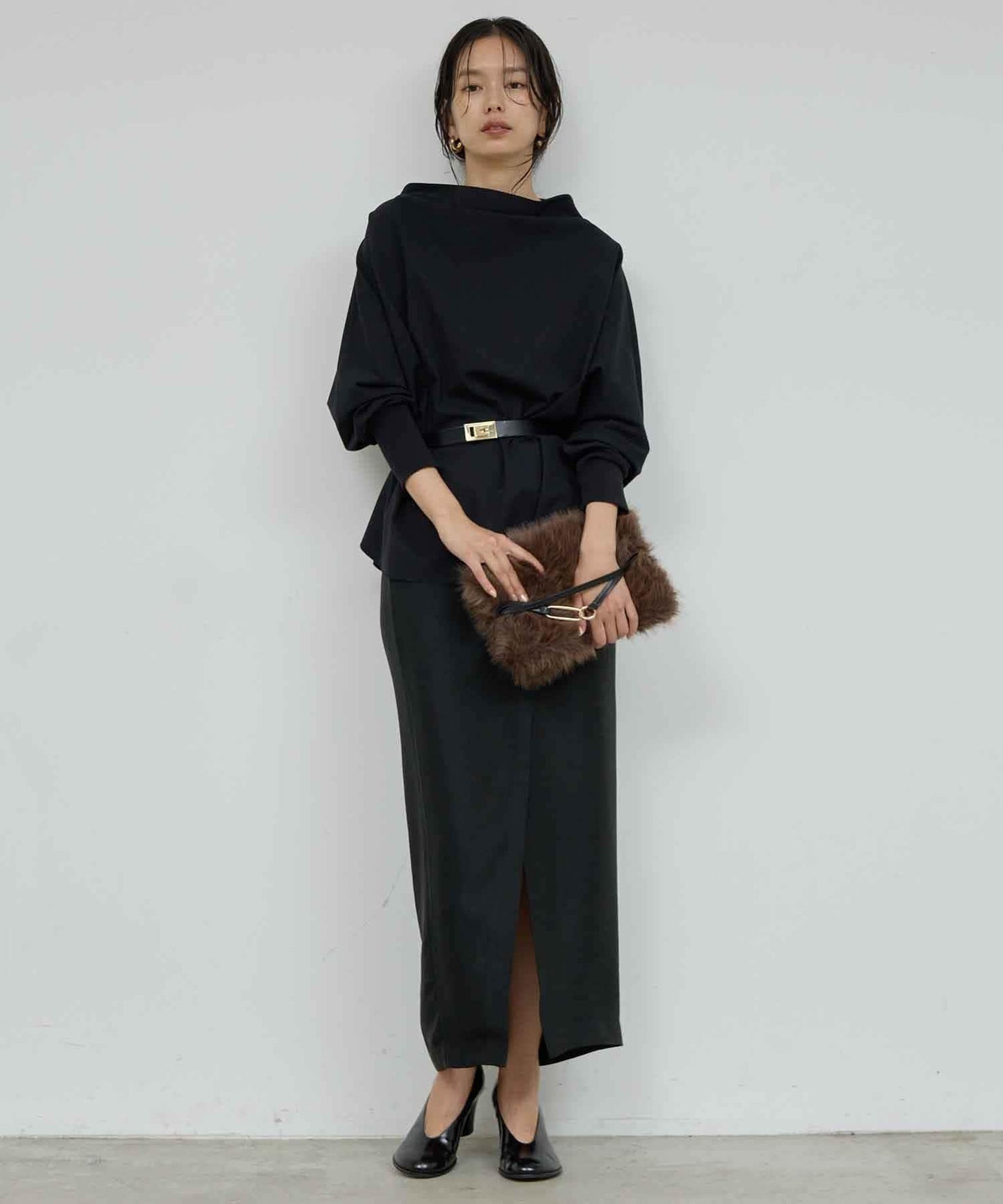 【近期開始】【ガランテ的名品推出新款！】褶皺瓶型針織衫