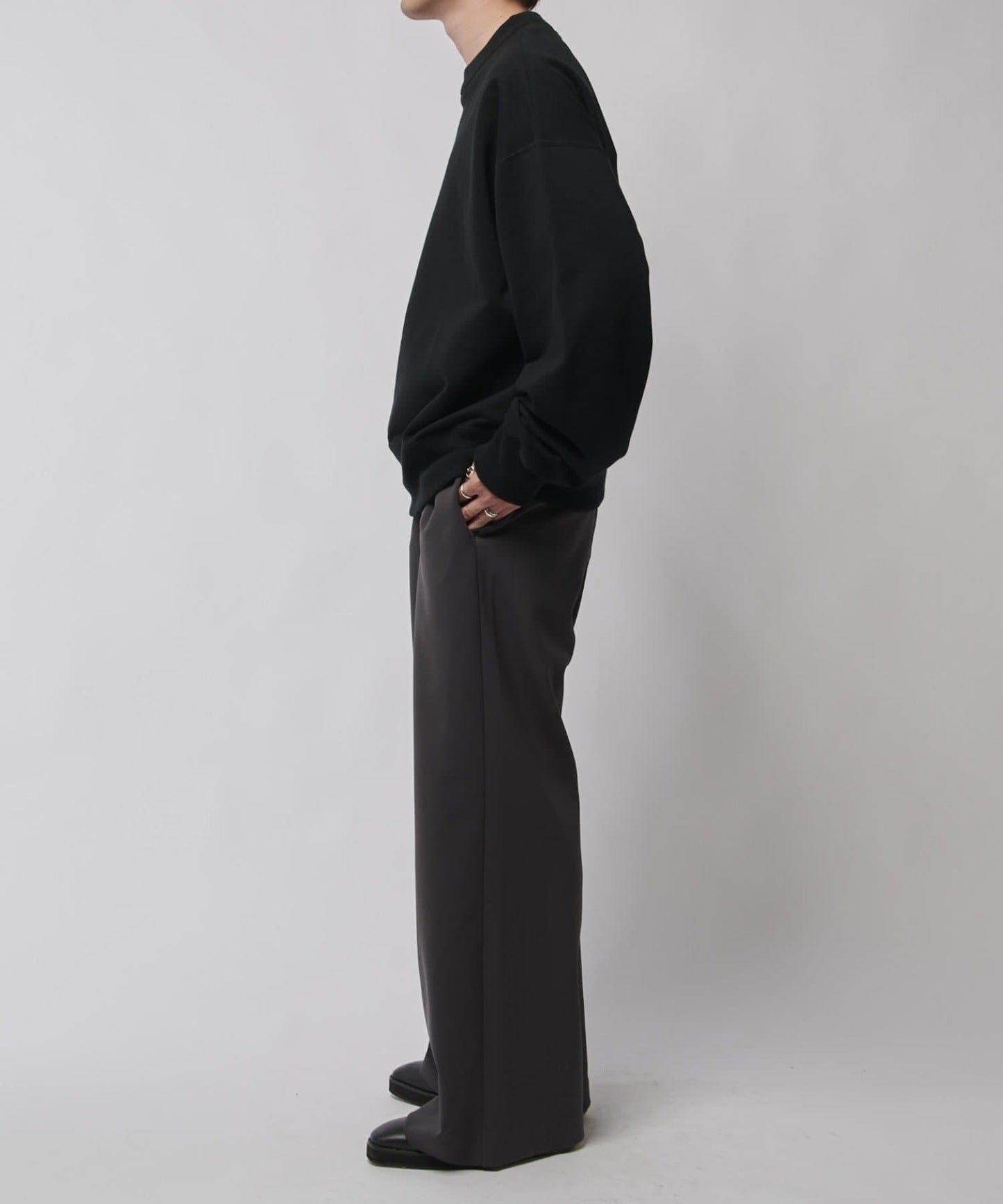 【Lui's】高密度厚款圓領衛衣