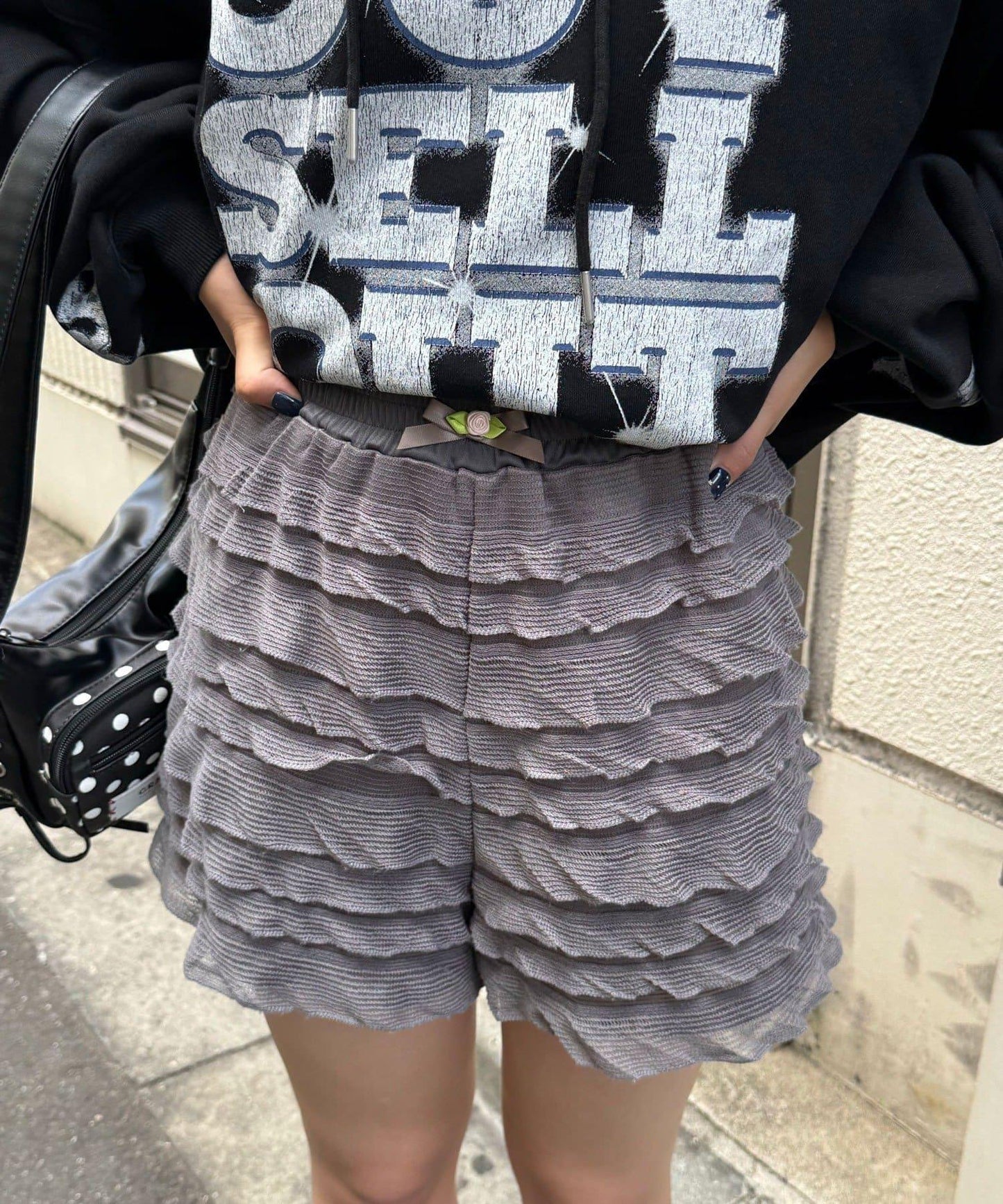 層疊荷葉邊短褲