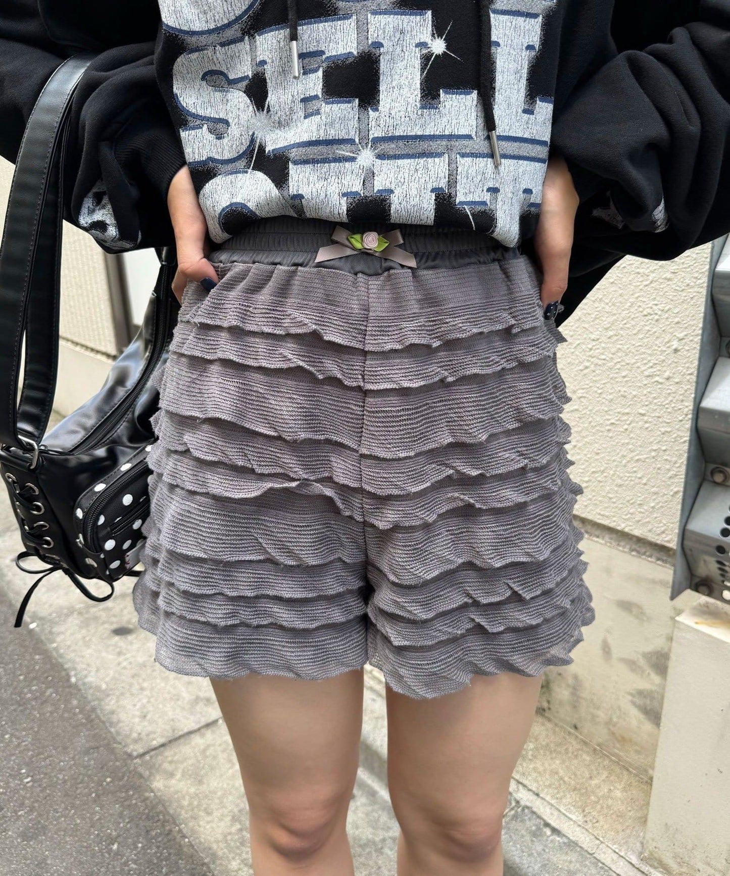 層疊荷葉邊短褲