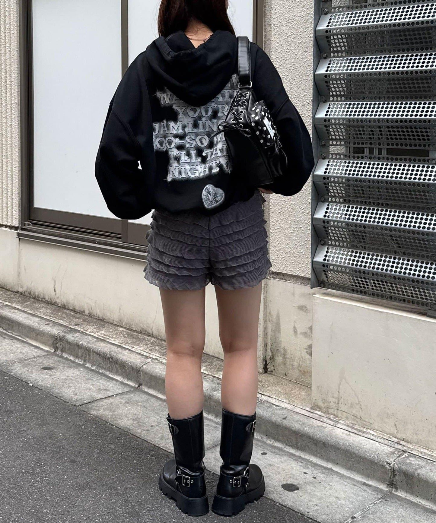 層疊荷葉邊短褲