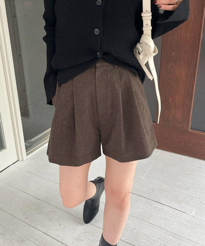 桃皮絨短褲