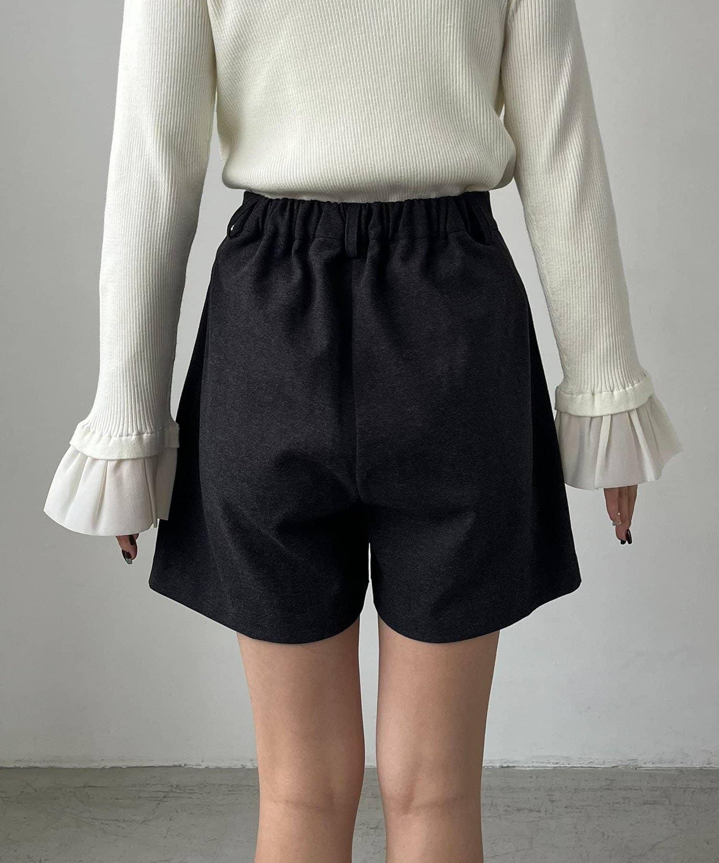 桃皮絨短褲