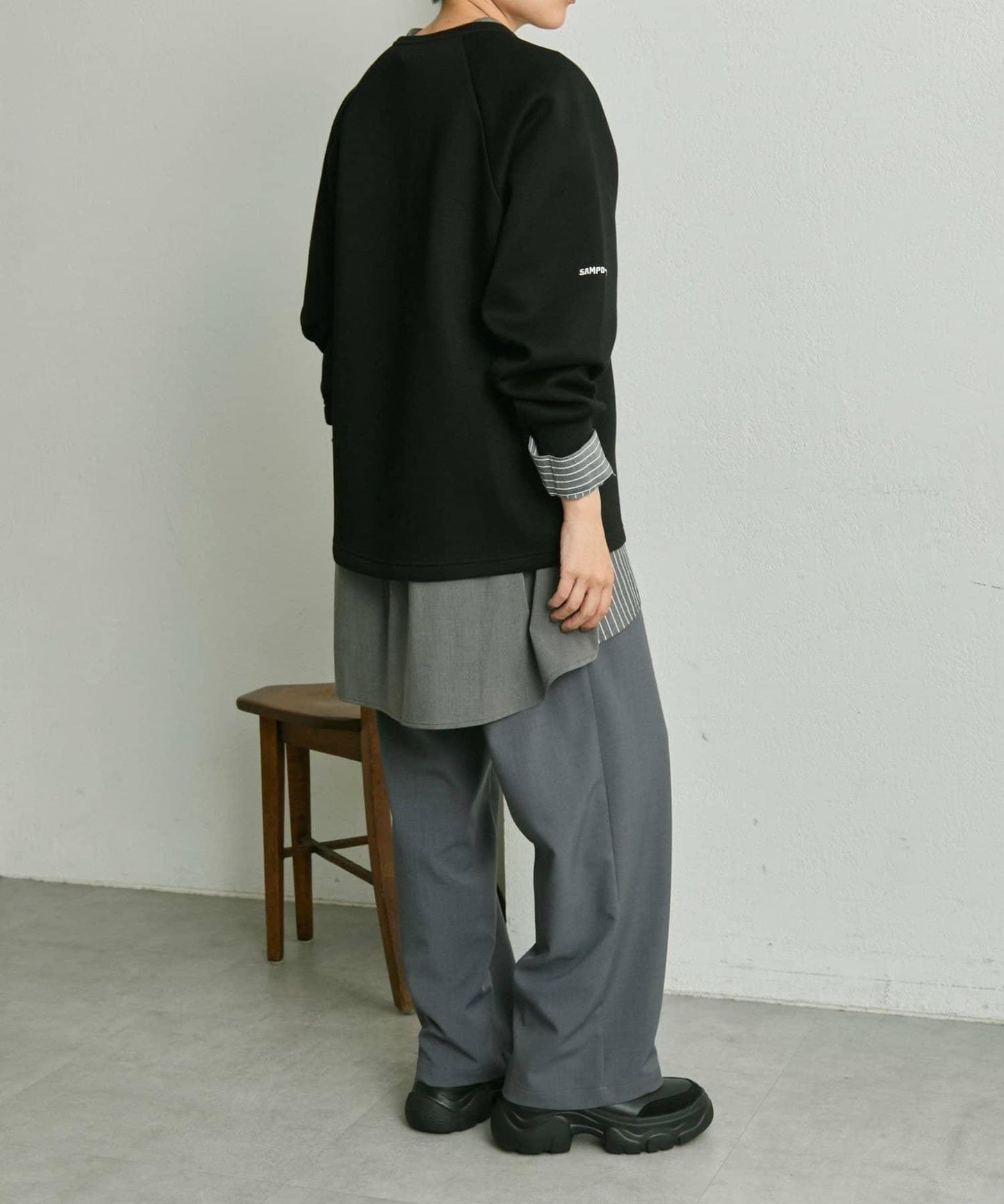 《手洗い可》sampo×ear聯名太空兔衛衣