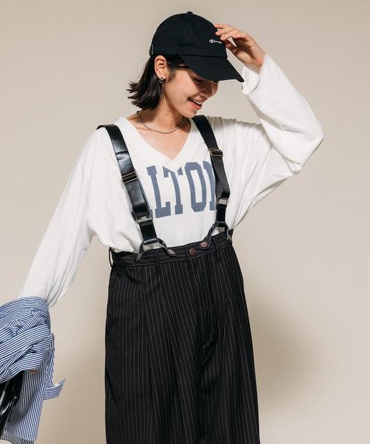 復古V領字母長袖T恤