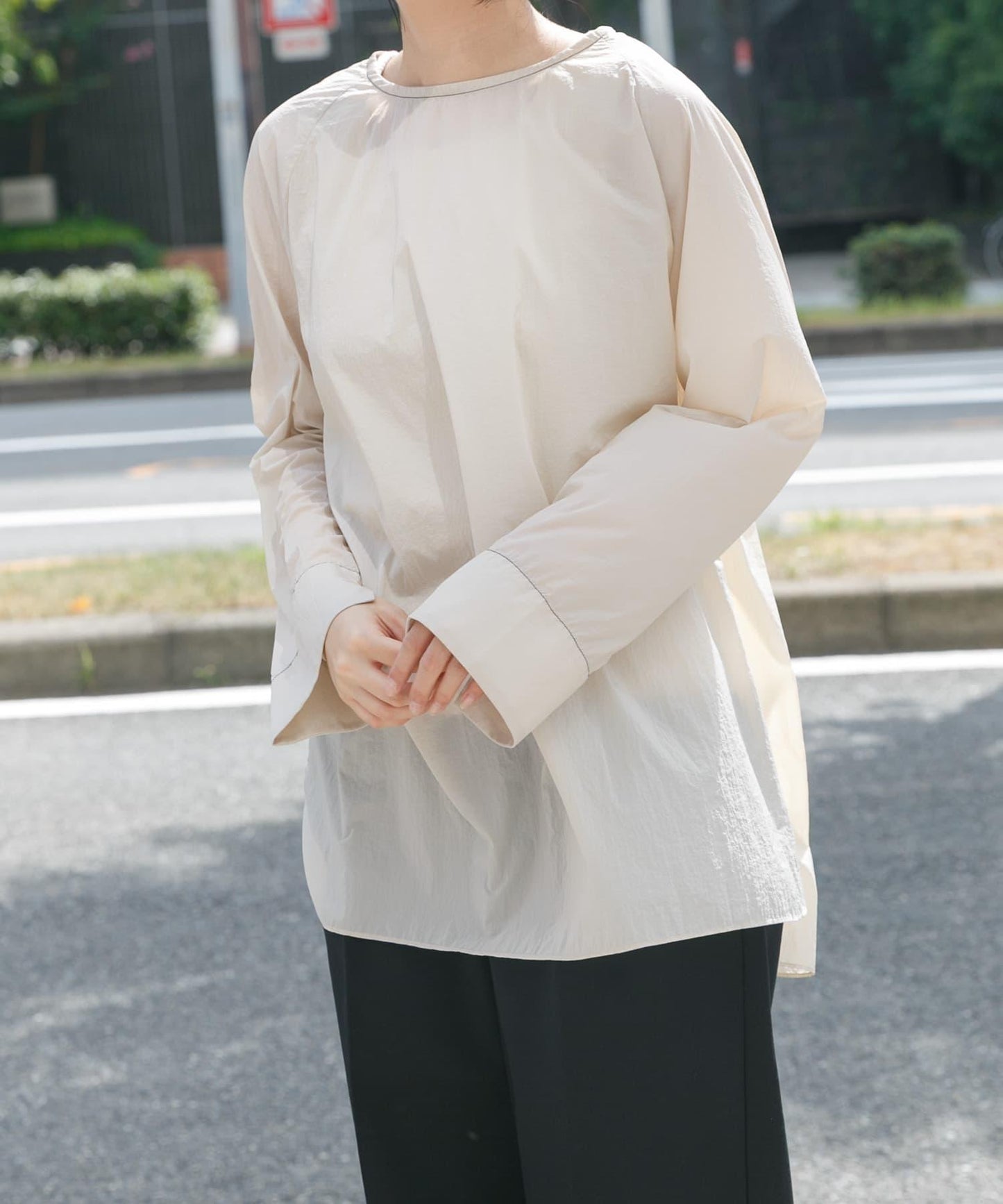 透視尼龍套頭衫