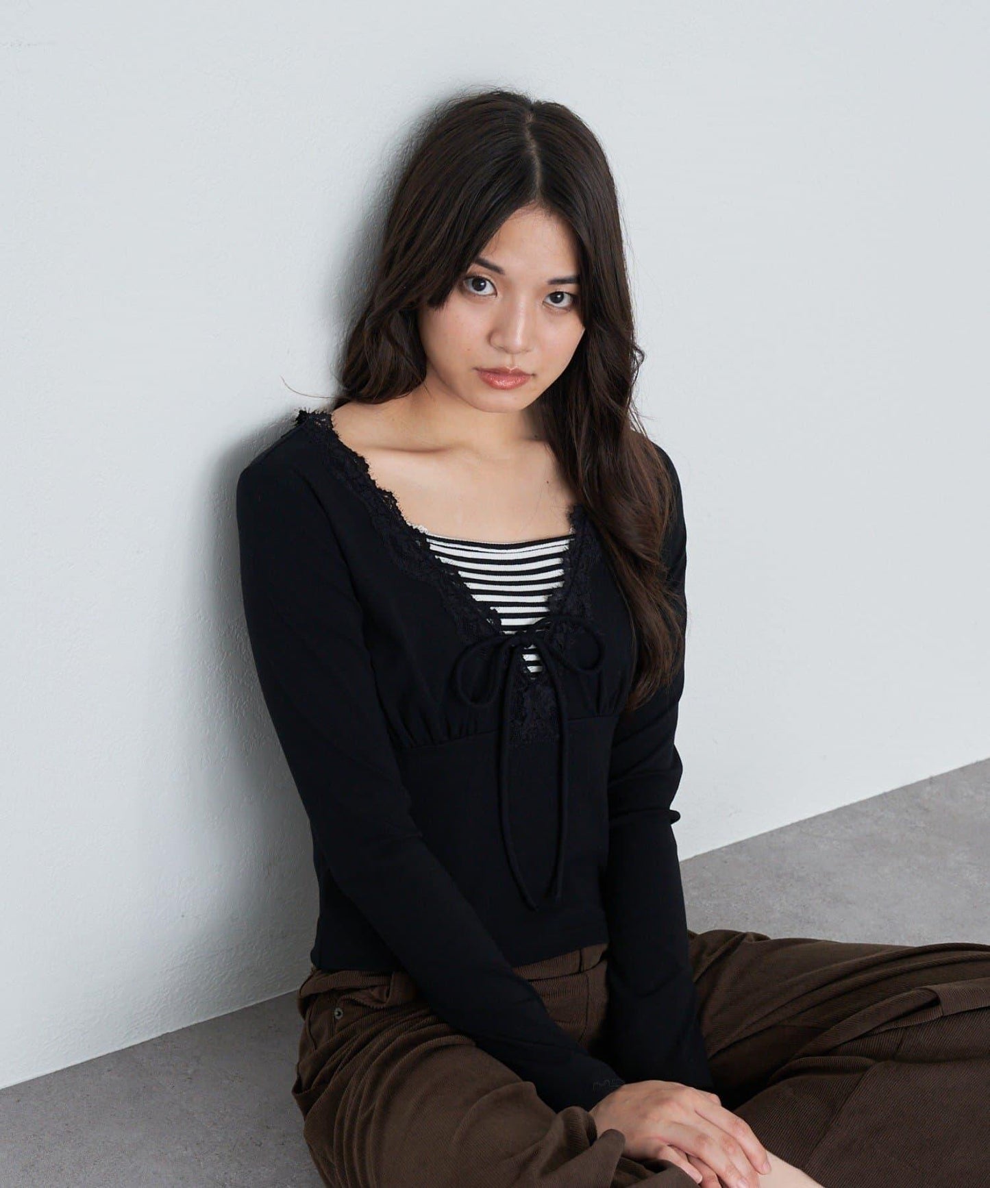 蕾絲拼接長袖T恤