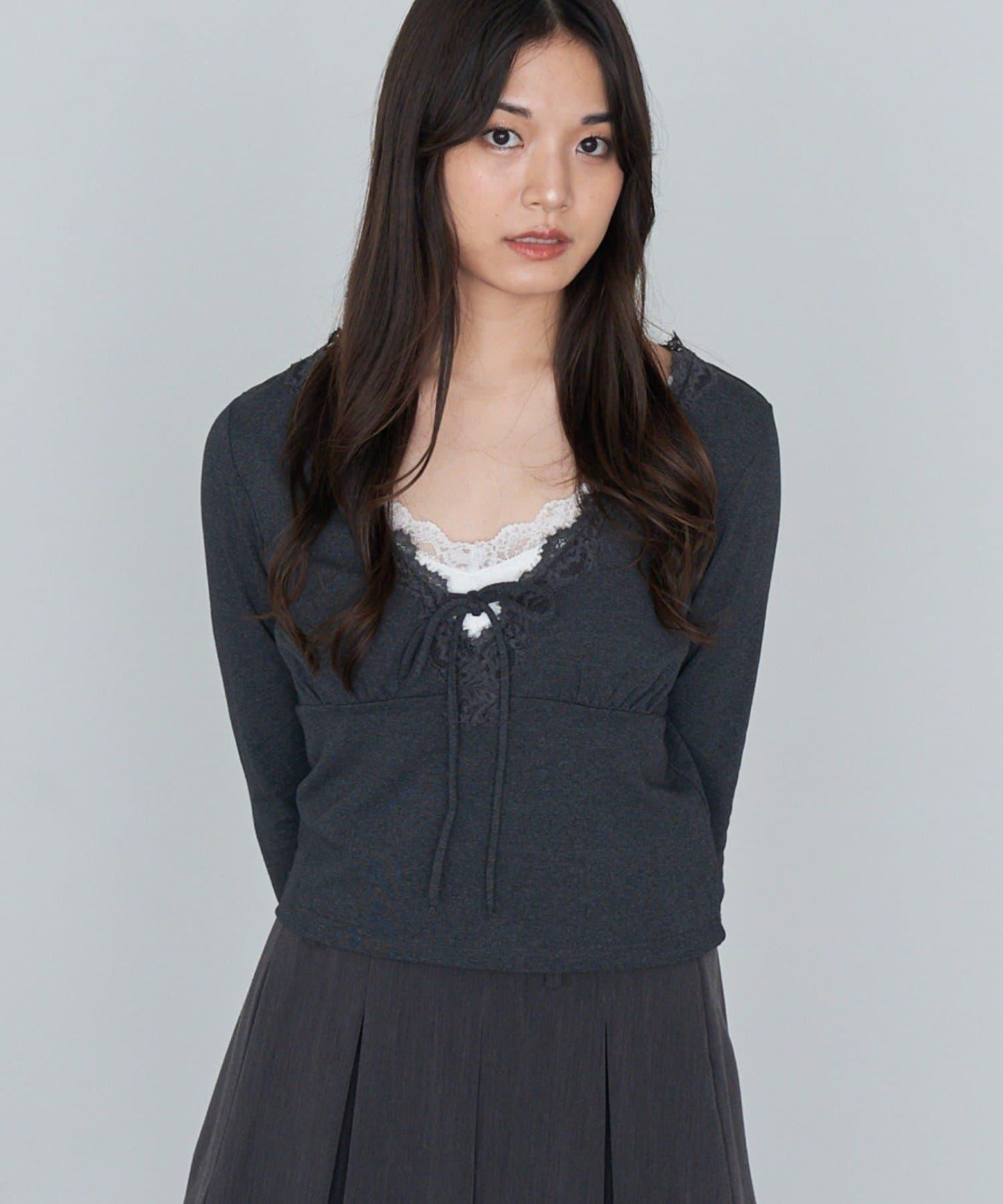 蕾絲拼接長袖T恤