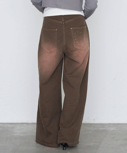 鉚釘裝飾寬鬆牛仔褲