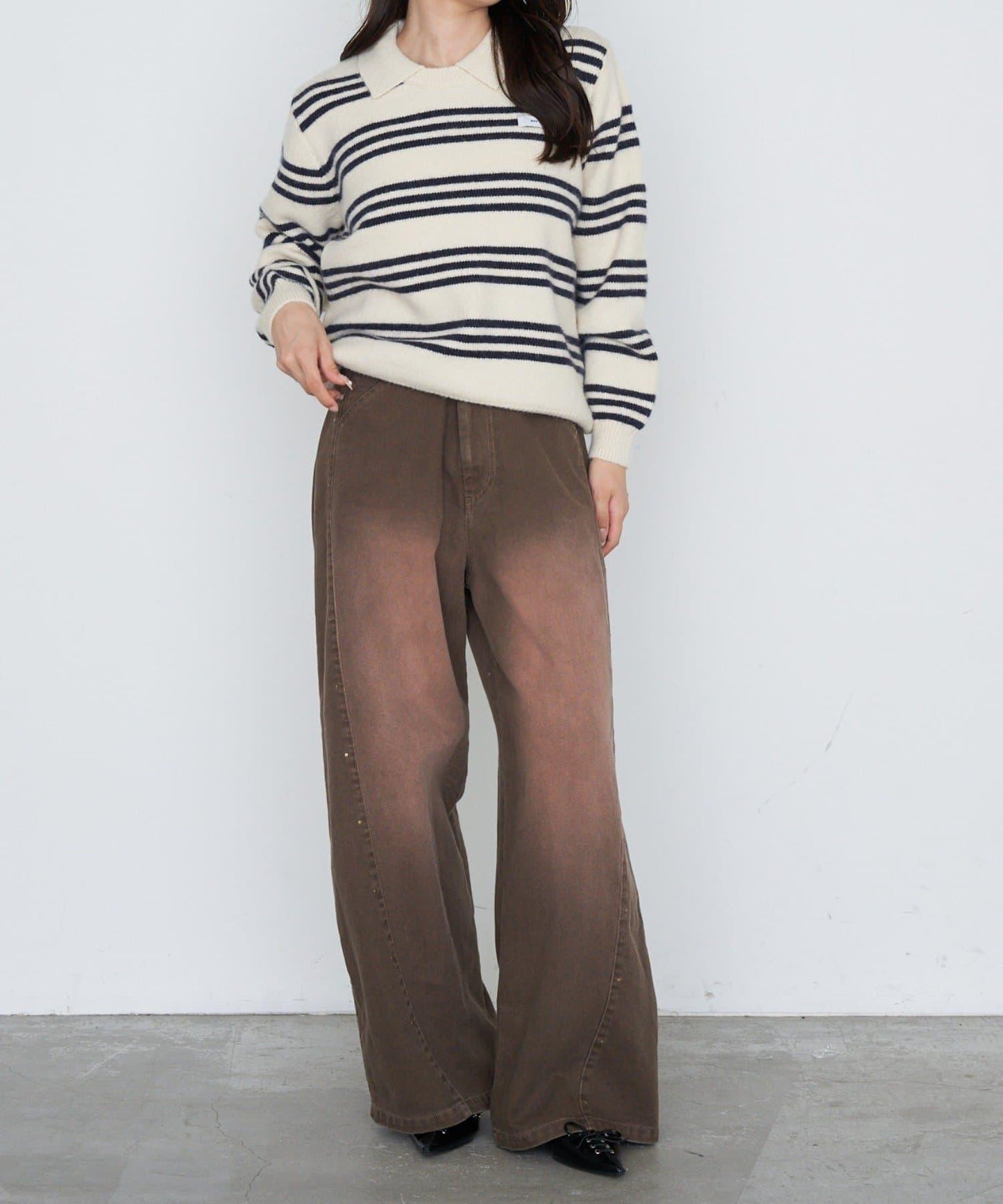 鉚釘裝飾寬鬆牛仔褲