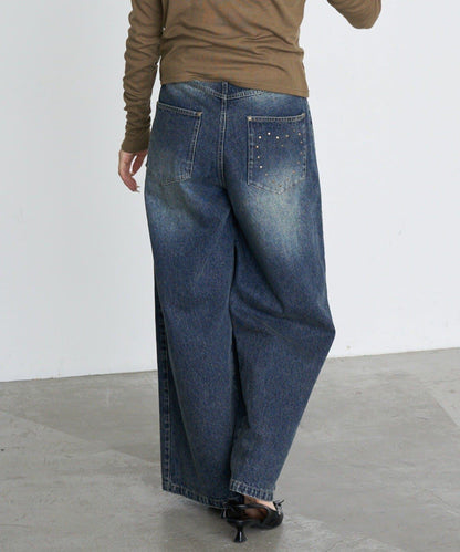 鉚釘裝飾寬鬆牛仔褲