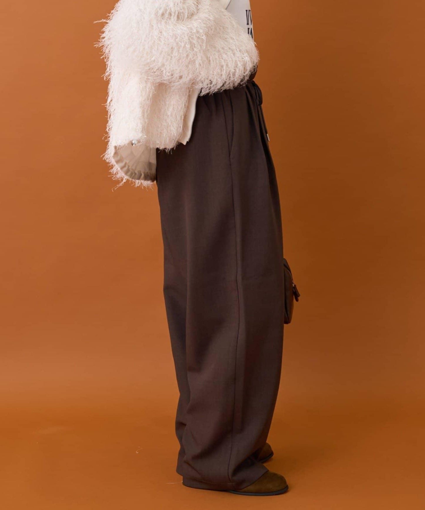 【收腰顯瘦！】附帶繫帶腰帶褶皺寬鬆休閒長褲