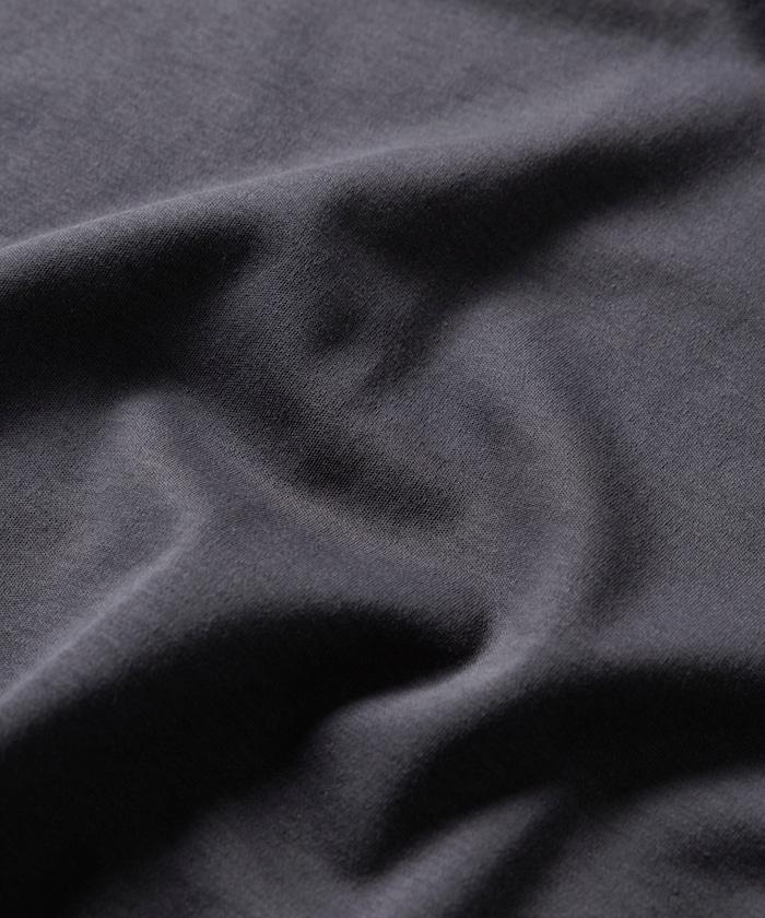 高捻順滑純色長袖T恤 無圖案