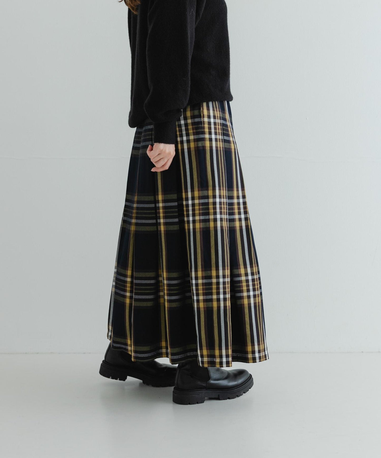 褶皺格紋休閒裙