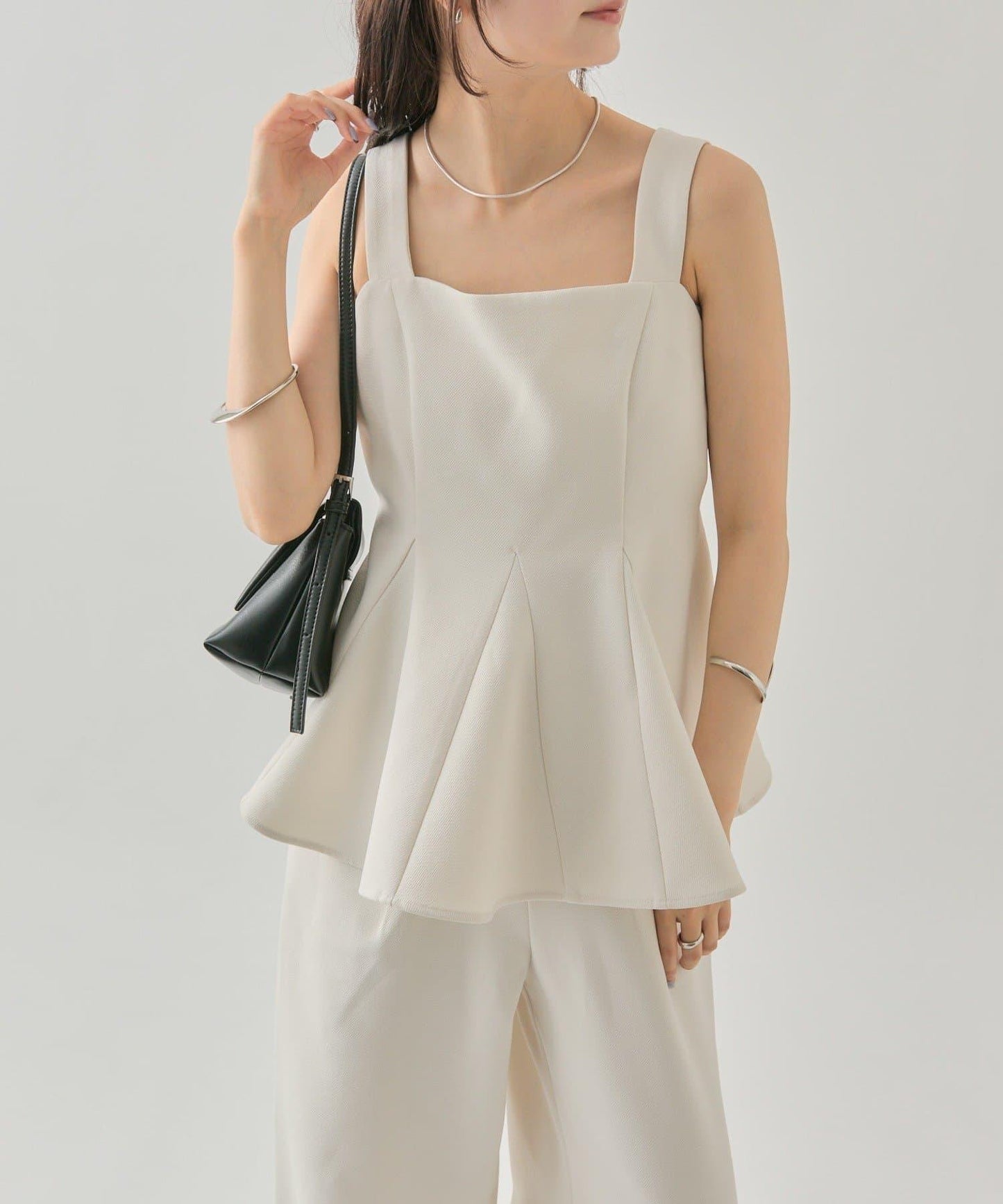 花呢荷葉邊吊帶上衣套裝