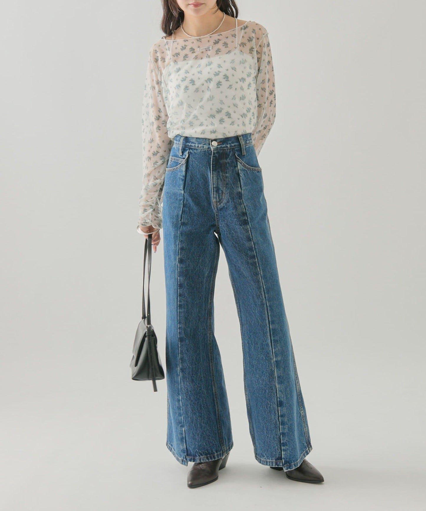 美麗喇叭牛仔褲