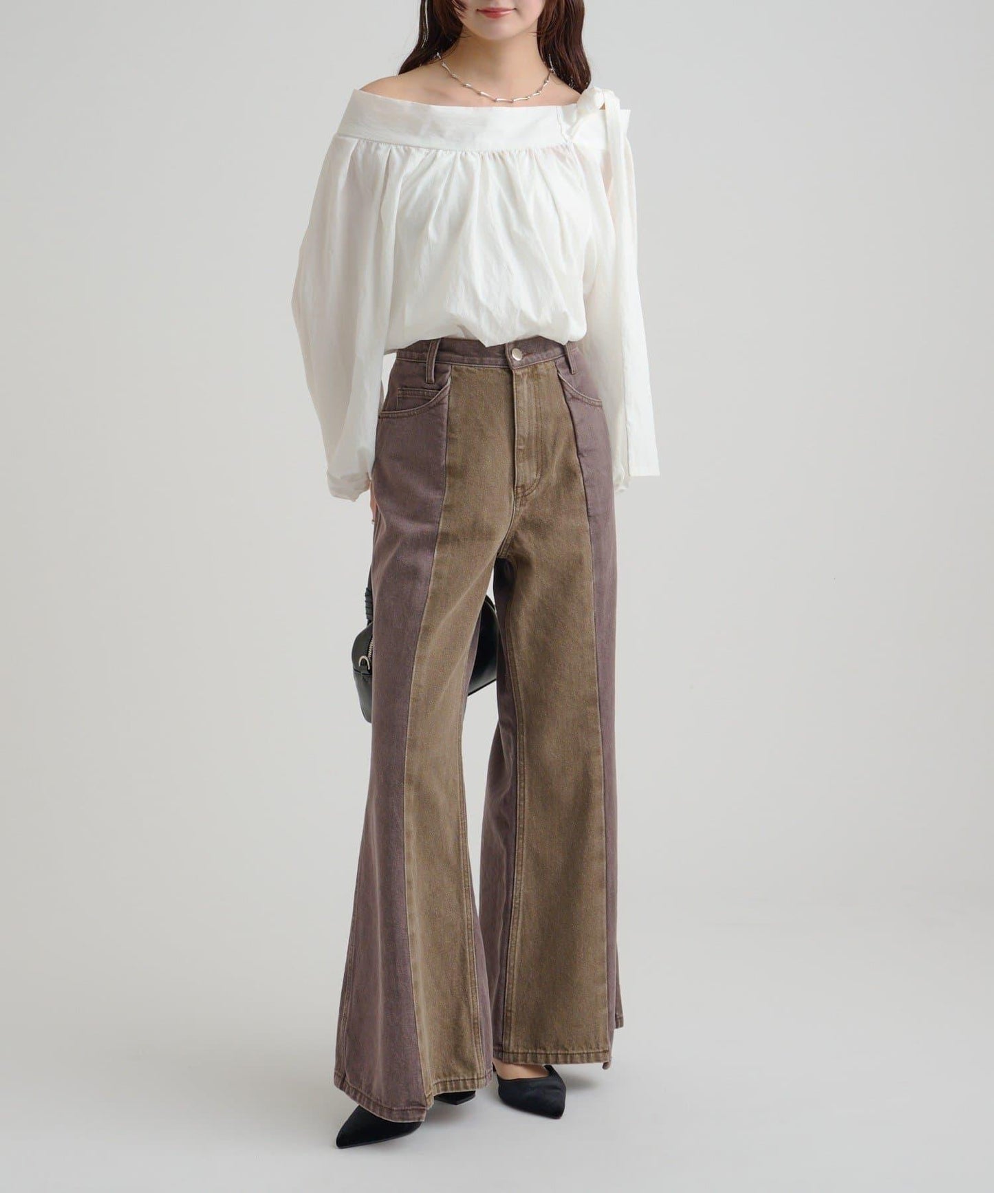 美麗喇叭牛仔褲