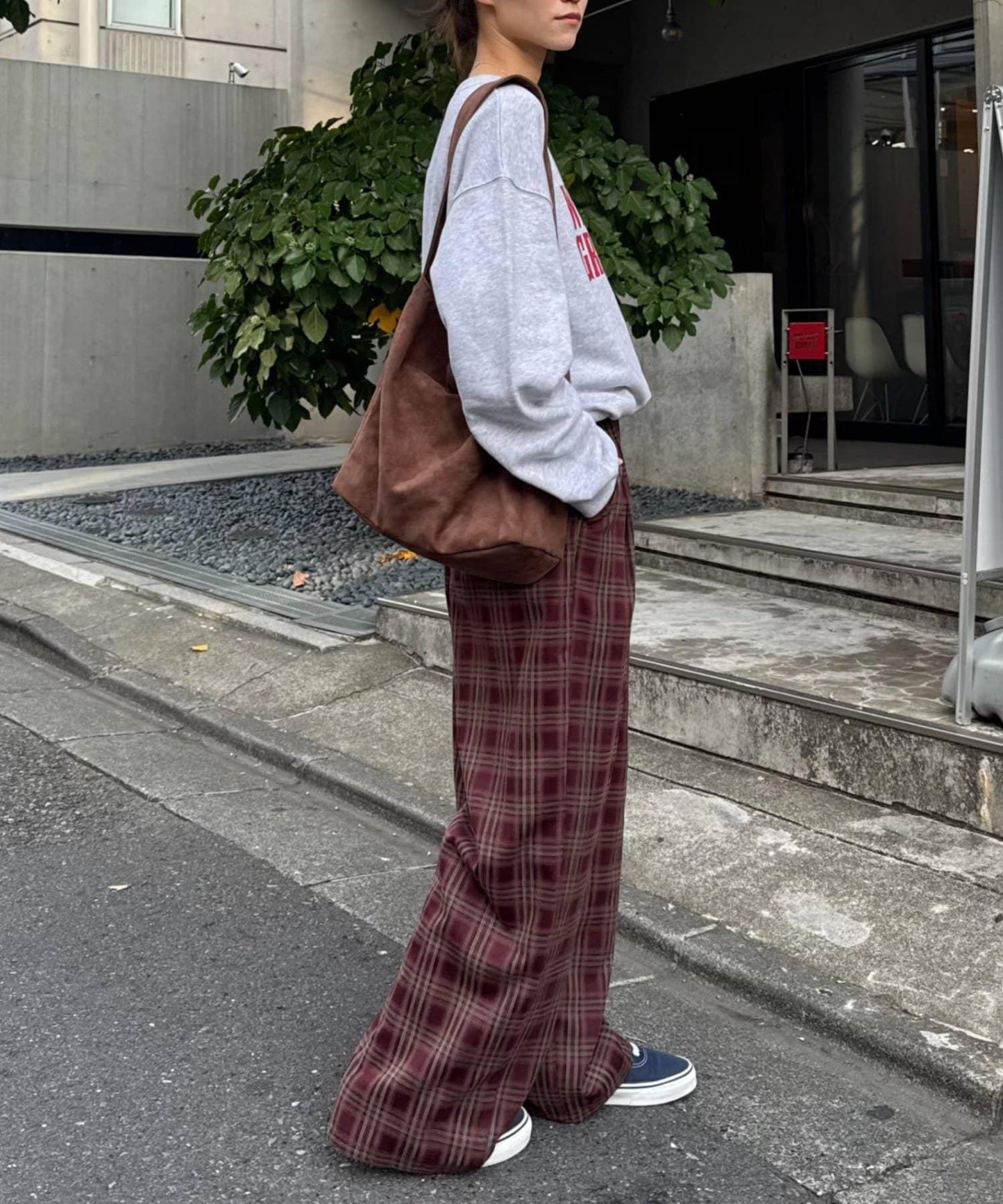 法蘭絨格紋褶皺寬鬆闊腿褲