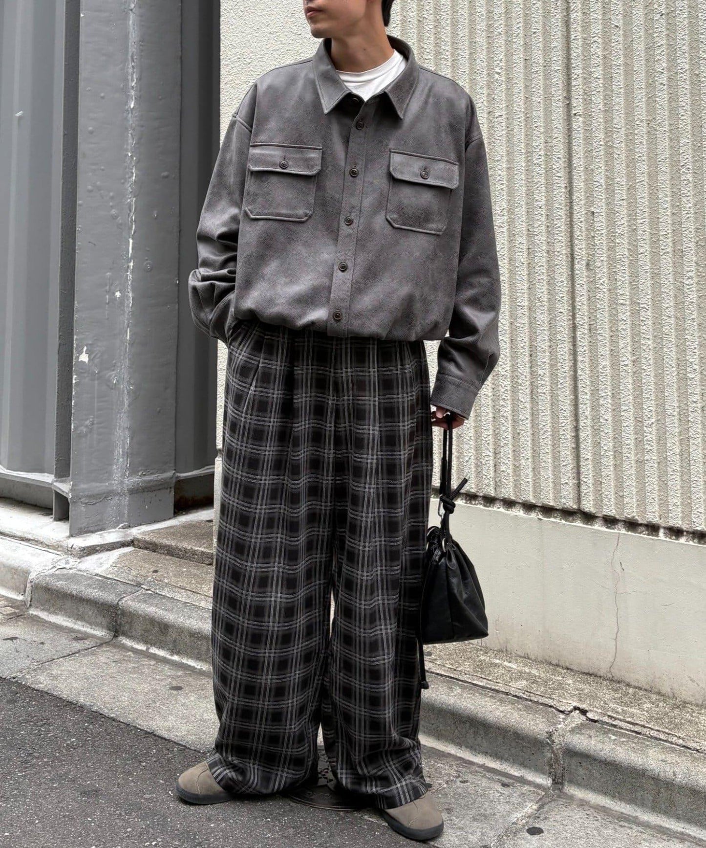 法蘭絨格紋褶皺寬鬆闊腿褲