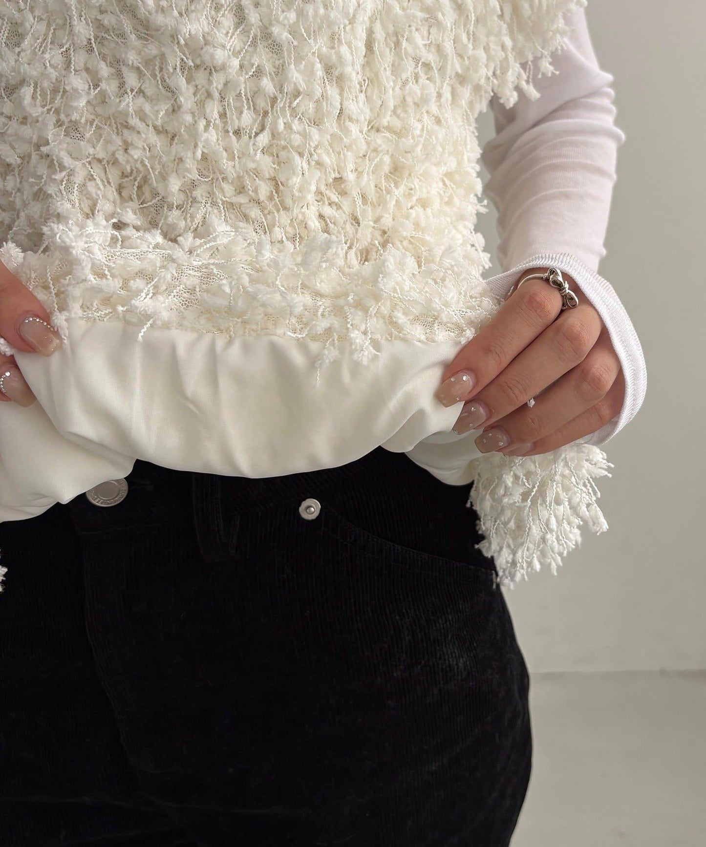 【適合長季節穿著】圈圈紗流蘇上衣