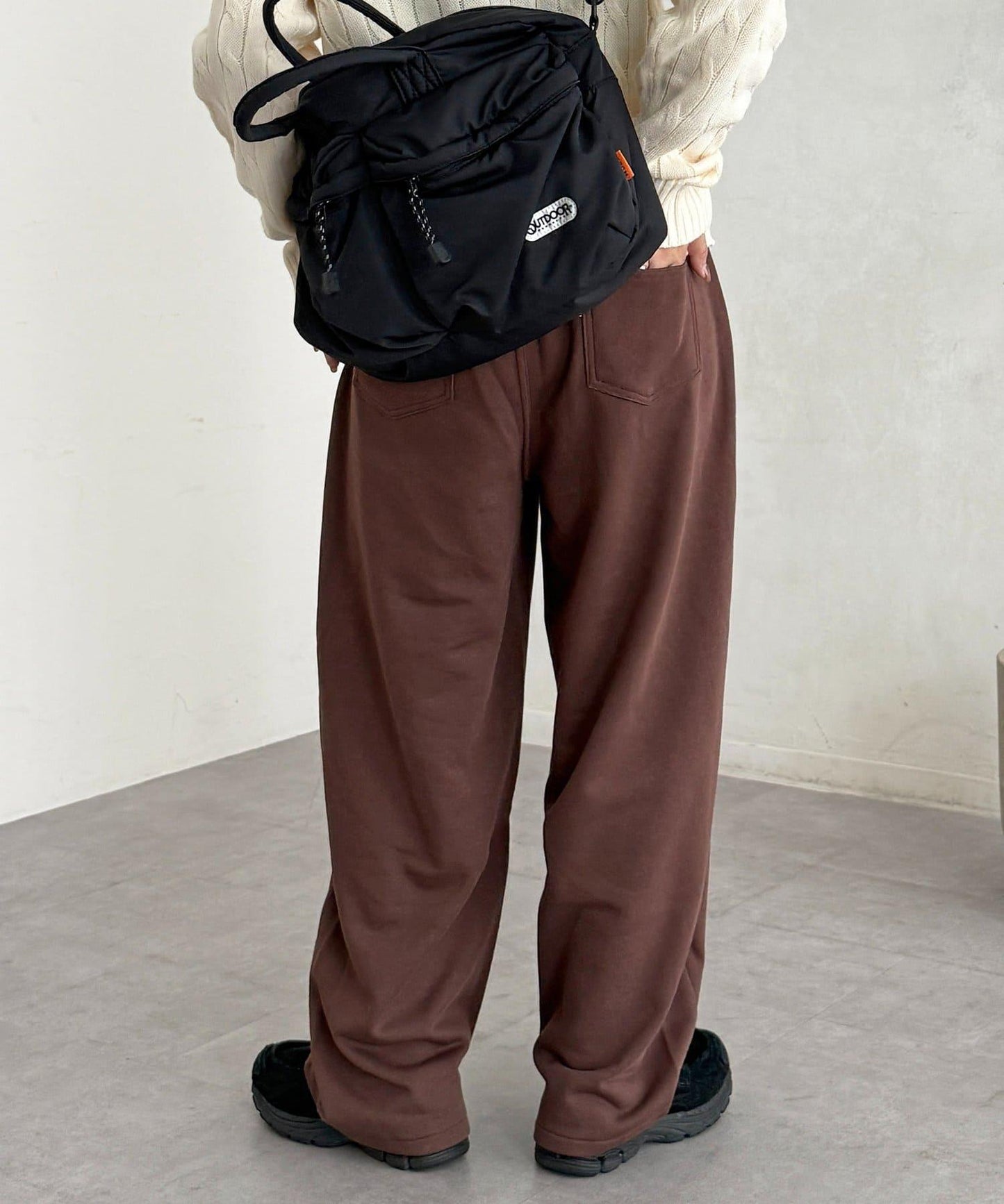 加絨彎曲運動褲