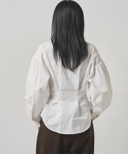 泡泡袖褶皺襯衫