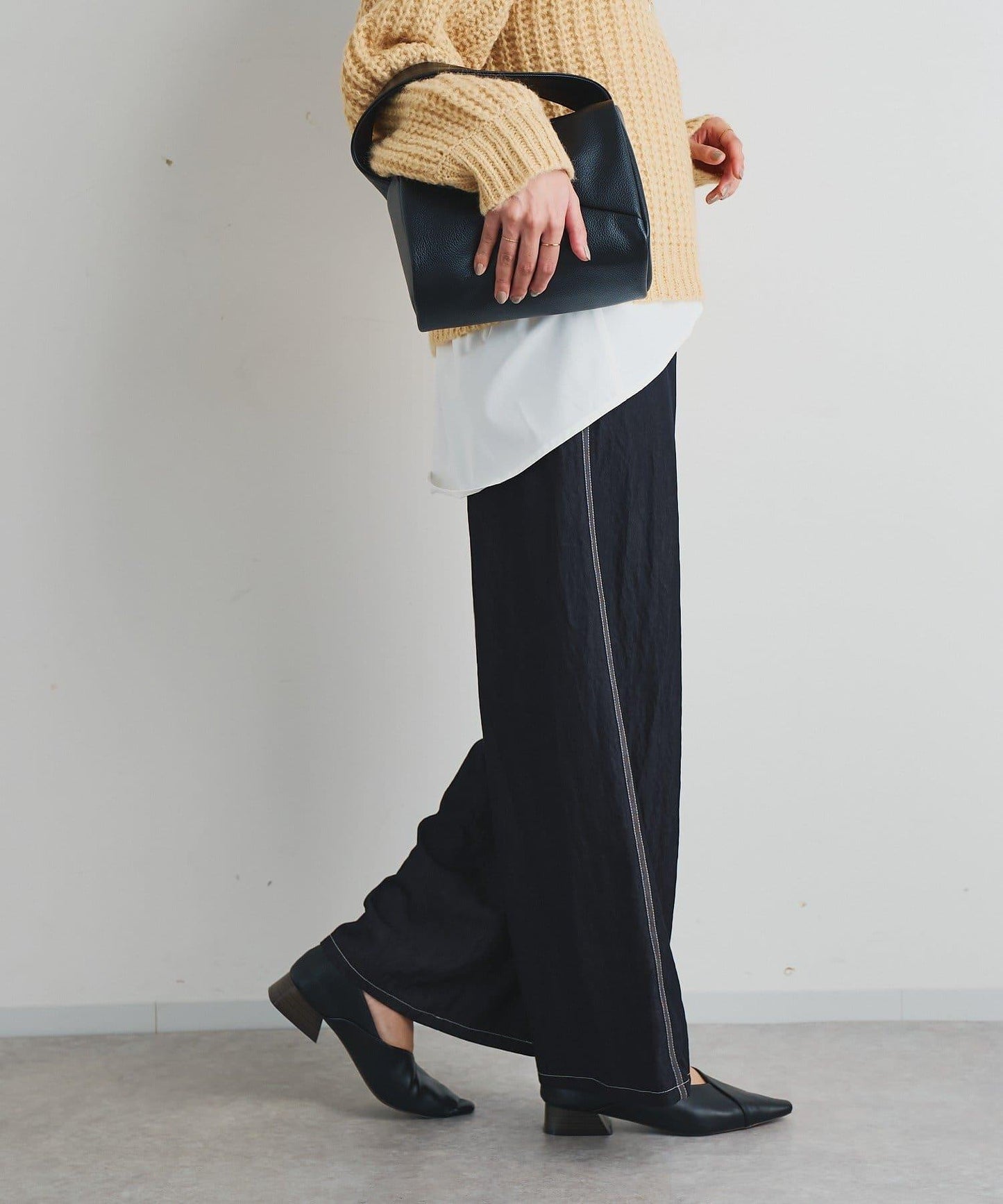 舒適穿著感亮面牛仔闊腿褲