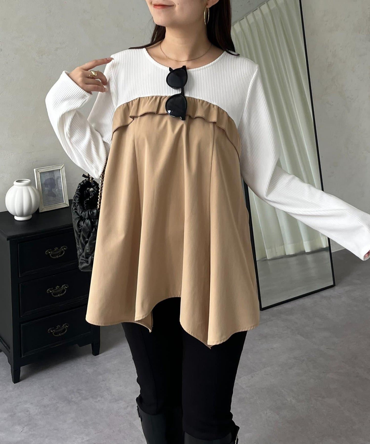 不規則下襬荷葉邊拼接A字羅紋長袖T恤