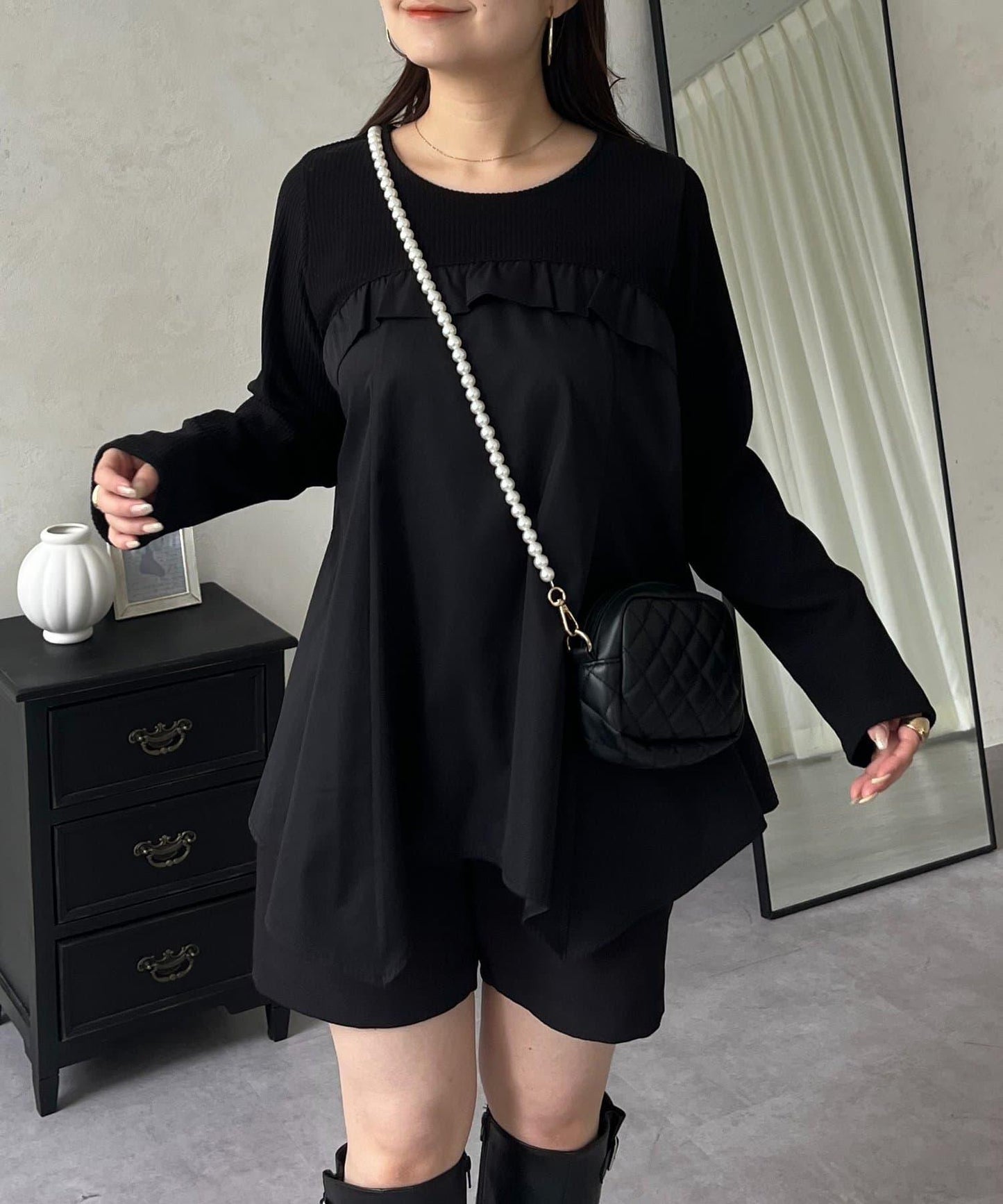 不規則下襬荷葉邊拼接A字羅紋長袖T恤