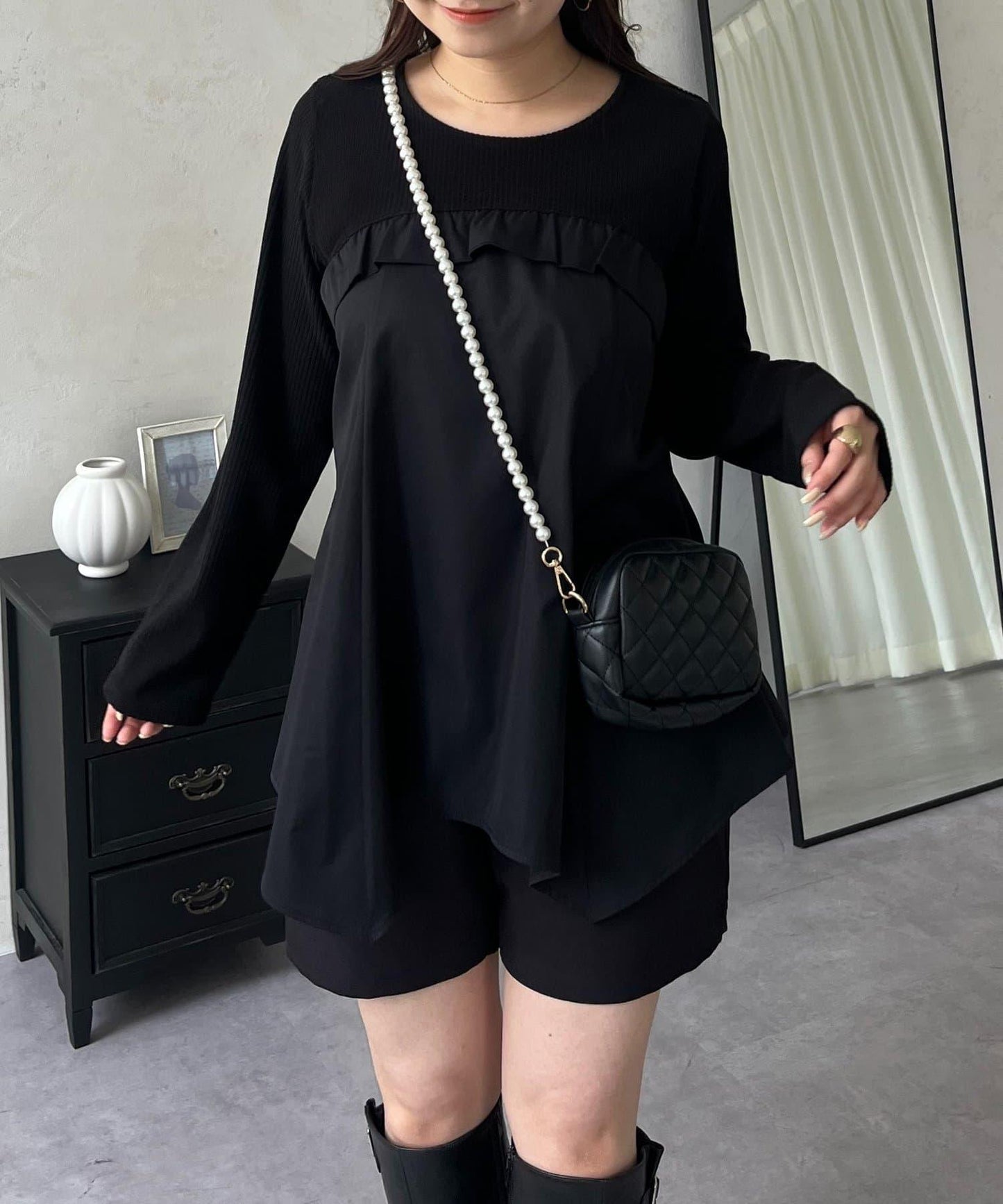 不規則下襬荷葉邊拼接A字羅紋長袖T恤