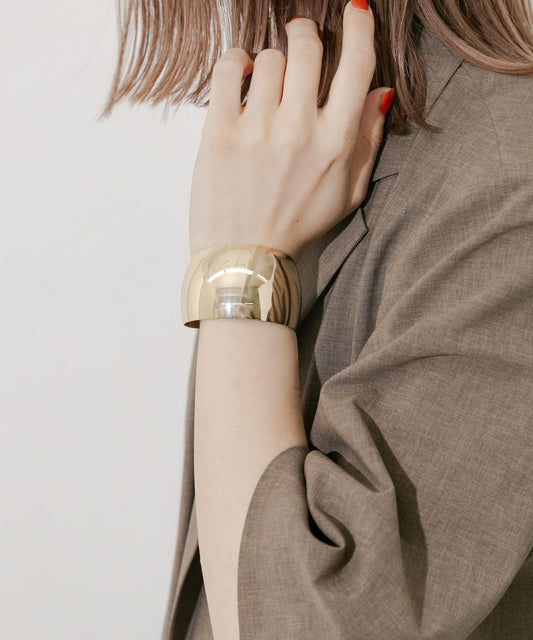 簡約金屬寬手鐲