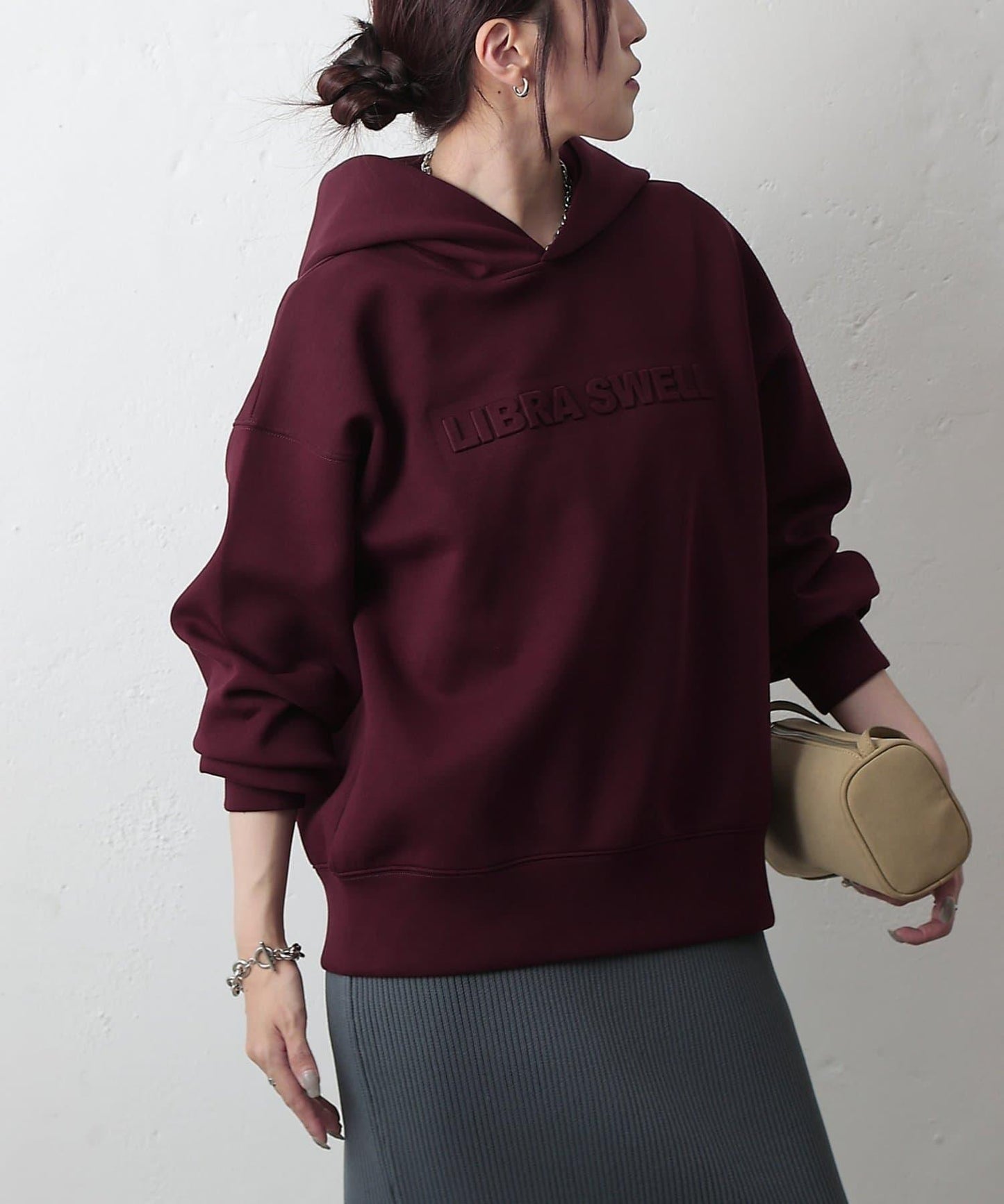 瓦楞紙浮雕標誌連帽衛衣