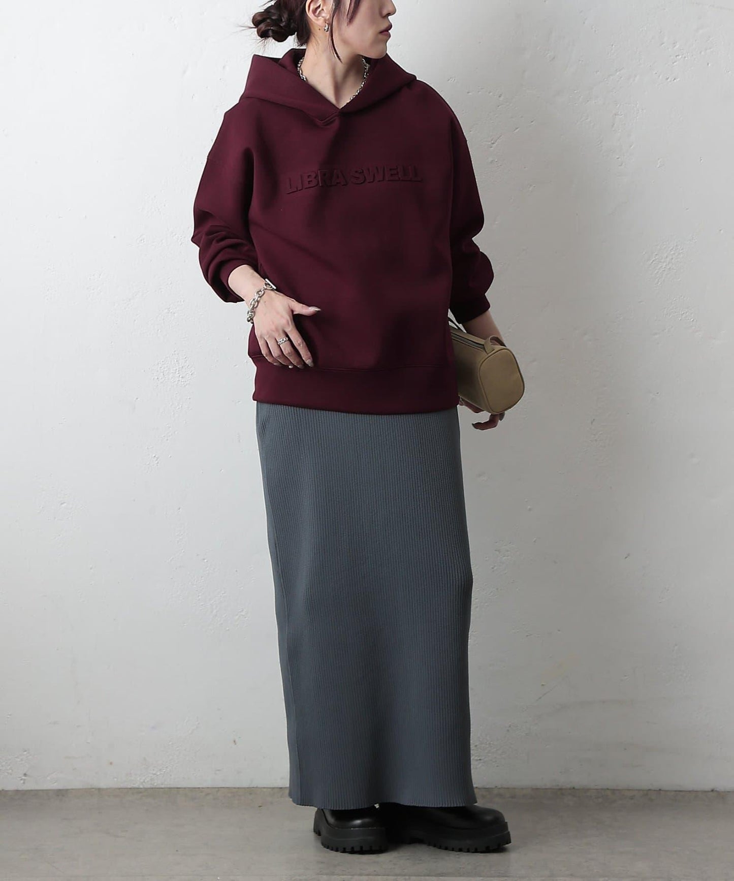 瓦楞紙浮雕標誌連帽衛衣