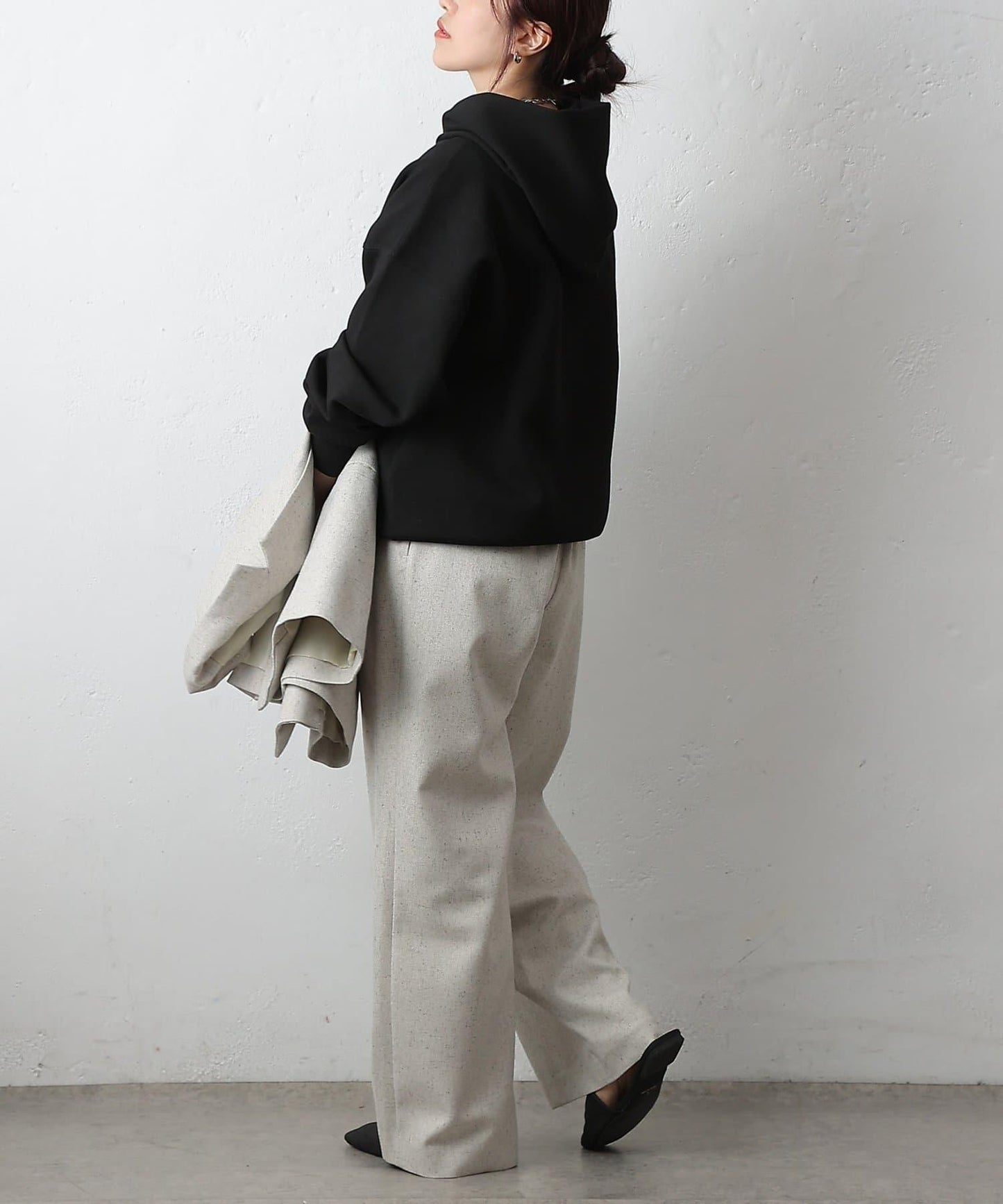 瓦楞紙浮雕標誌連帽衛衣