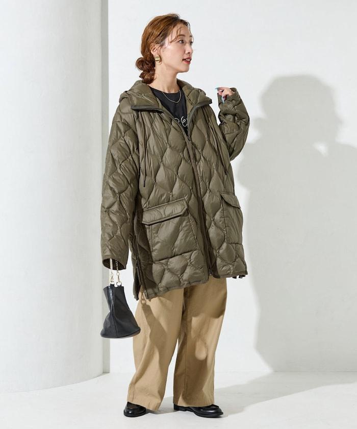 特別款連帽中長款輕柔羽絨服